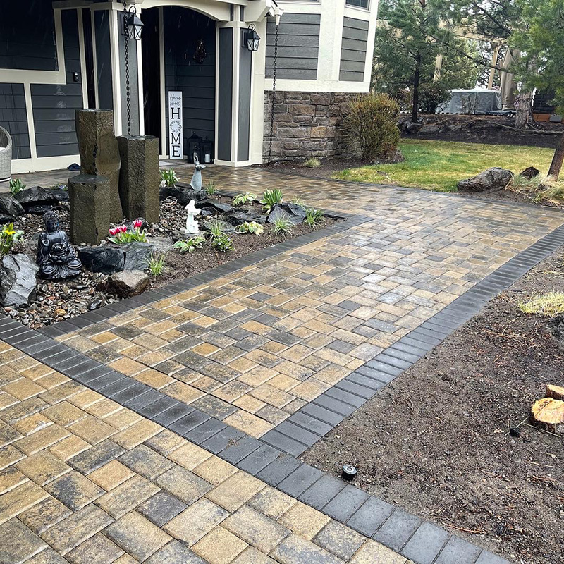 Oregon Block Ashlar Paver walkway leading to a home's front door